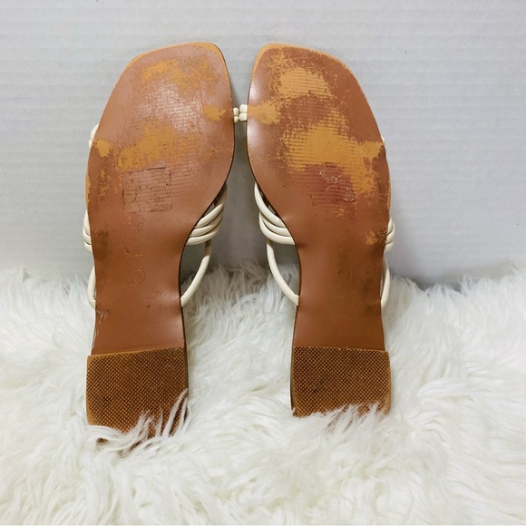 Billini Women White Flats Sandals Sz-9 - Picture 5 of 5